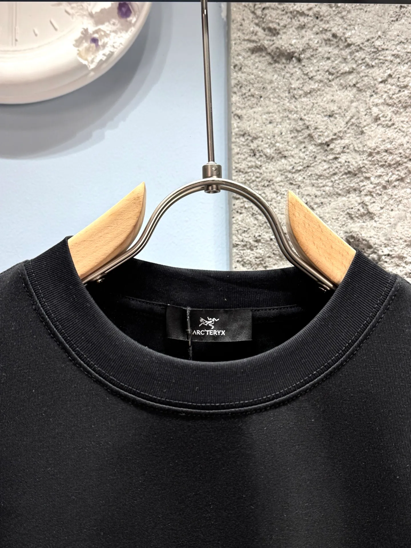 ARCTERYX* 🌈 ‼️ T ® 🖤 T ， 🌈 + ， ， ， Color Change， ， ， g ，Breathable ， 。 ， ，Sneakers， get ， ， ! ⚠️ ： ⚠️XYW 04 Same Style 𝐂𝐎𝐋𝐎𝐔𝐑：White Black 𝐒𝐈𝐙𝐄：S-Xl